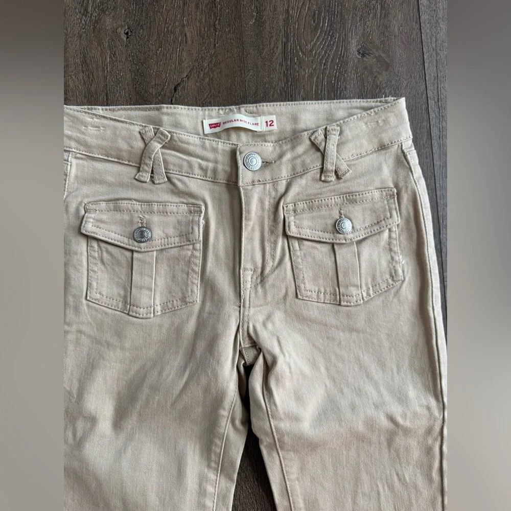 Levi's Regular Rise Flare Jeans, girls size 12, khaki